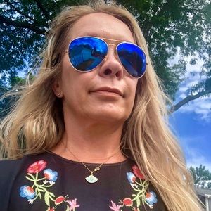 Meet your Posher, Merike